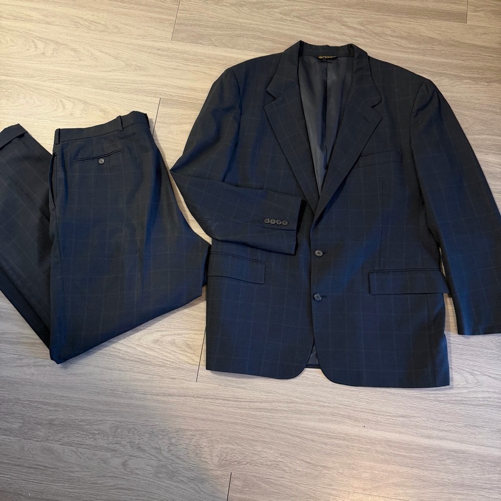 Mark Shale, Navy, Plaid / Windowpaine, 100% Wool Suit | Men’s 46L